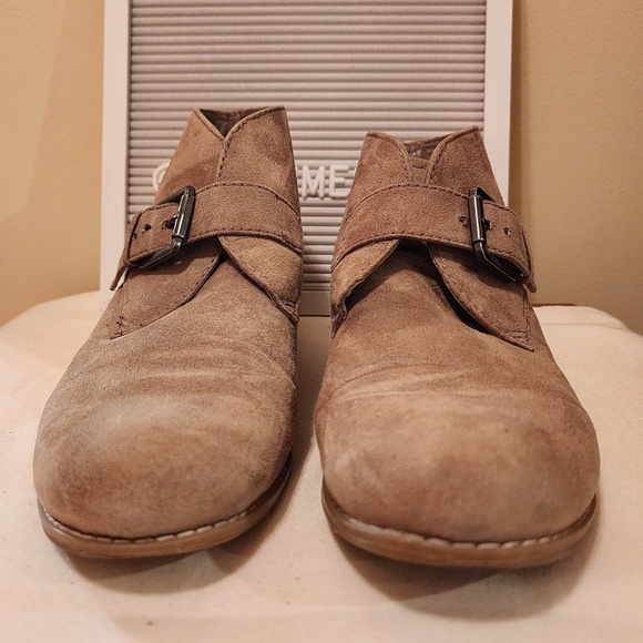 Franco Sarto Suede Bootie 8 - Picture 1 of 6